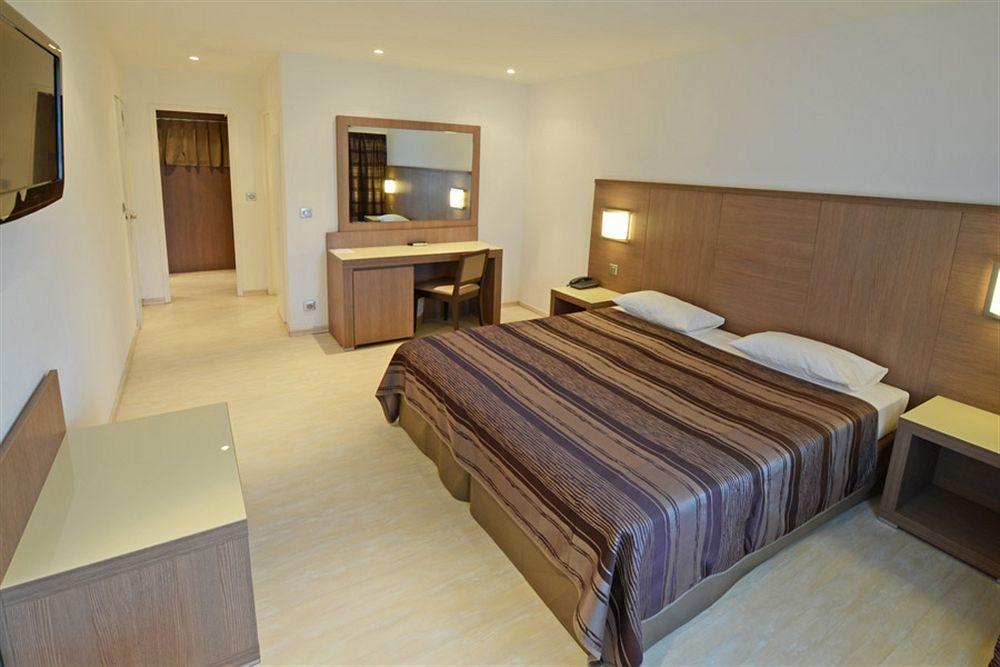Calvi Hotel Eksteriør billede