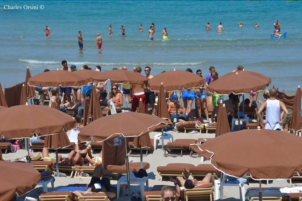 Calvi Hotel Eksteriør billede